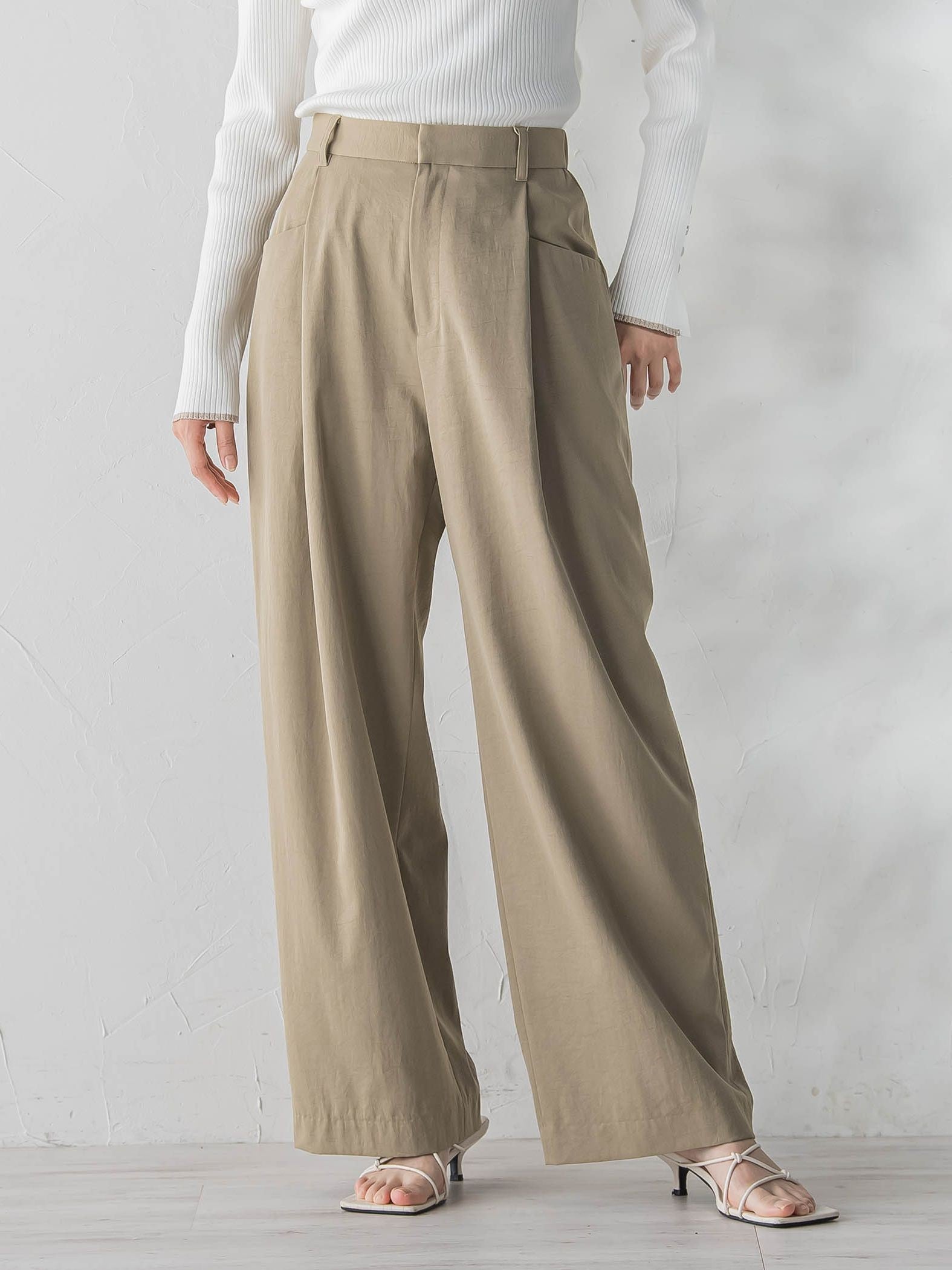 ワイドポケットタックパンツ