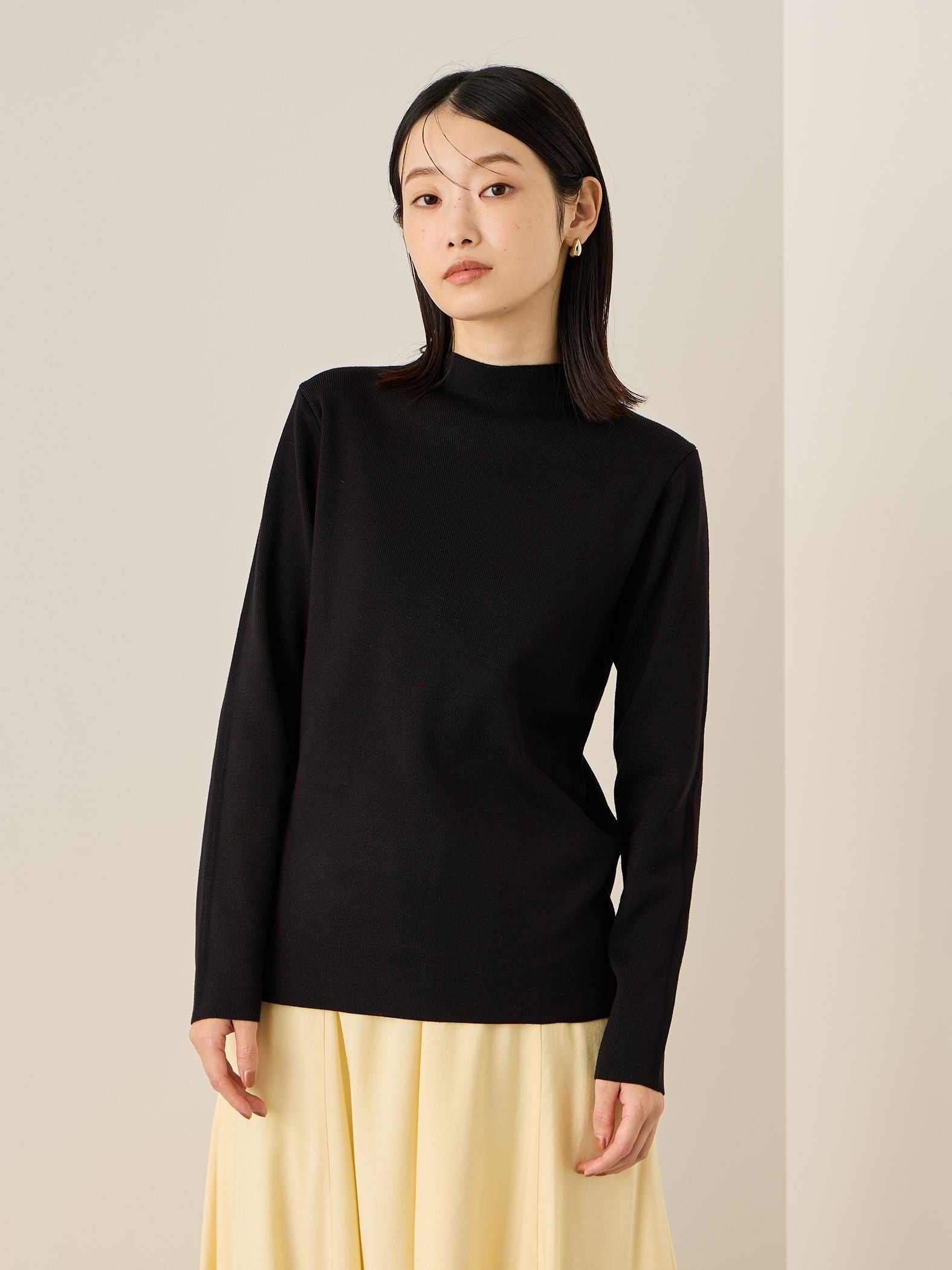 ハイネック総針ニットプルオーバー≪手洗い可能≫