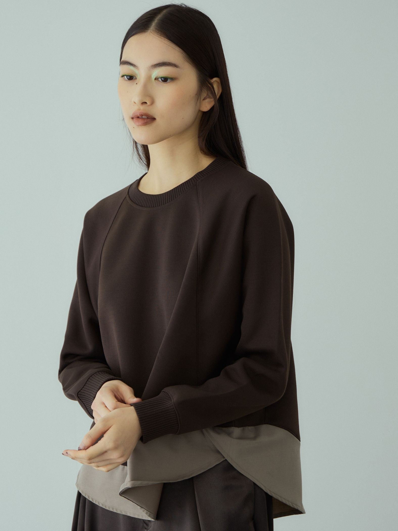 軽量ボンディングバックテールプルオーバー≪洗濯機で洗える≫