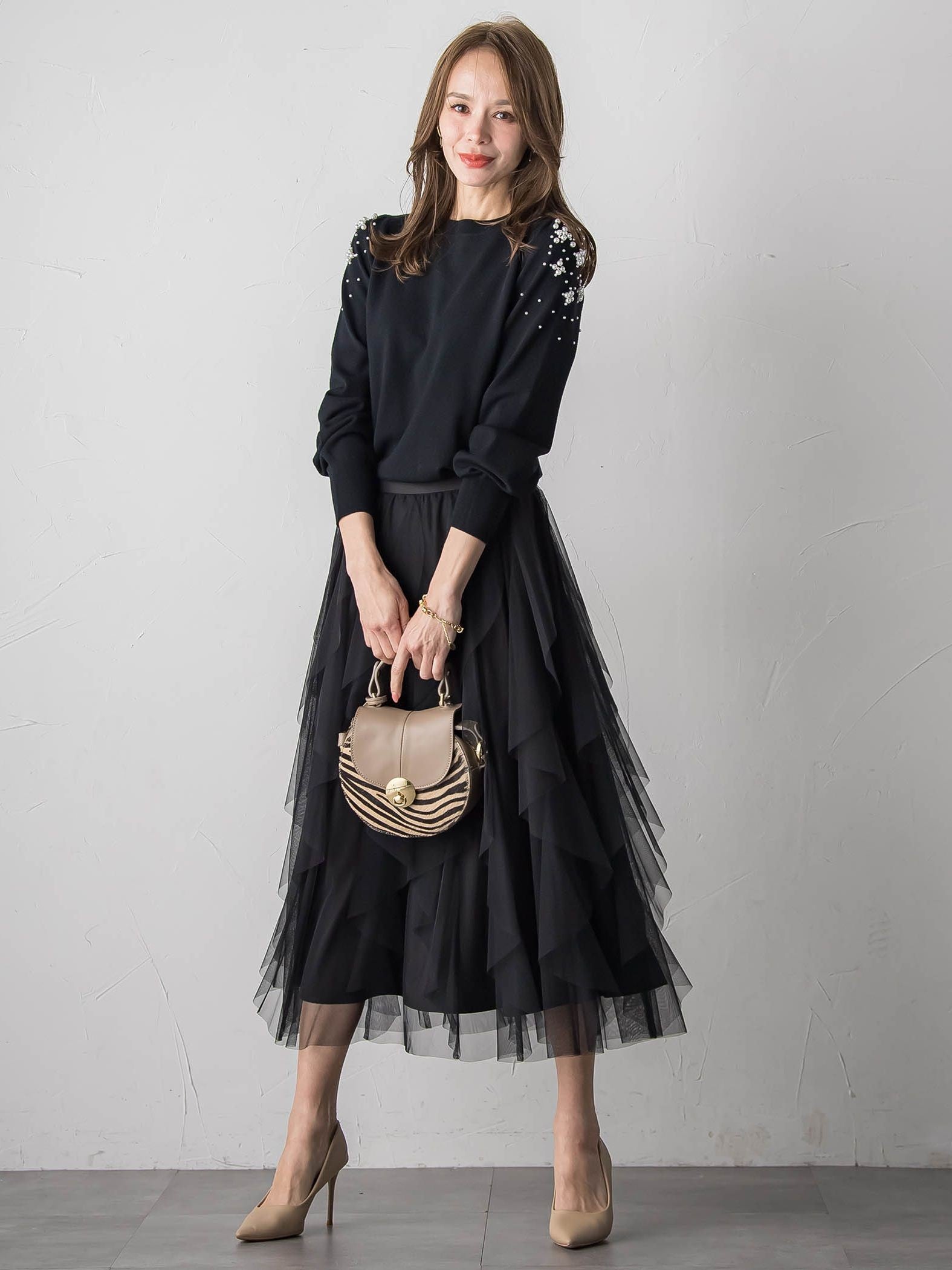 ショルダービジューニット