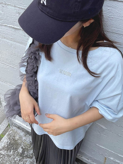 【ENIM BY VICKY】ハイゲージENIMロゴ刺繍Tシャツ《手洗い可能》