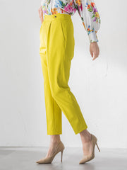 美シルエットテーパードパンツ