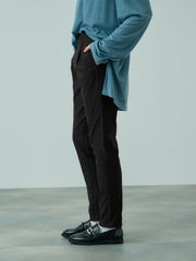 HAKIYASEブラッシュバックテーパードパンツ≪手洗い可能≫