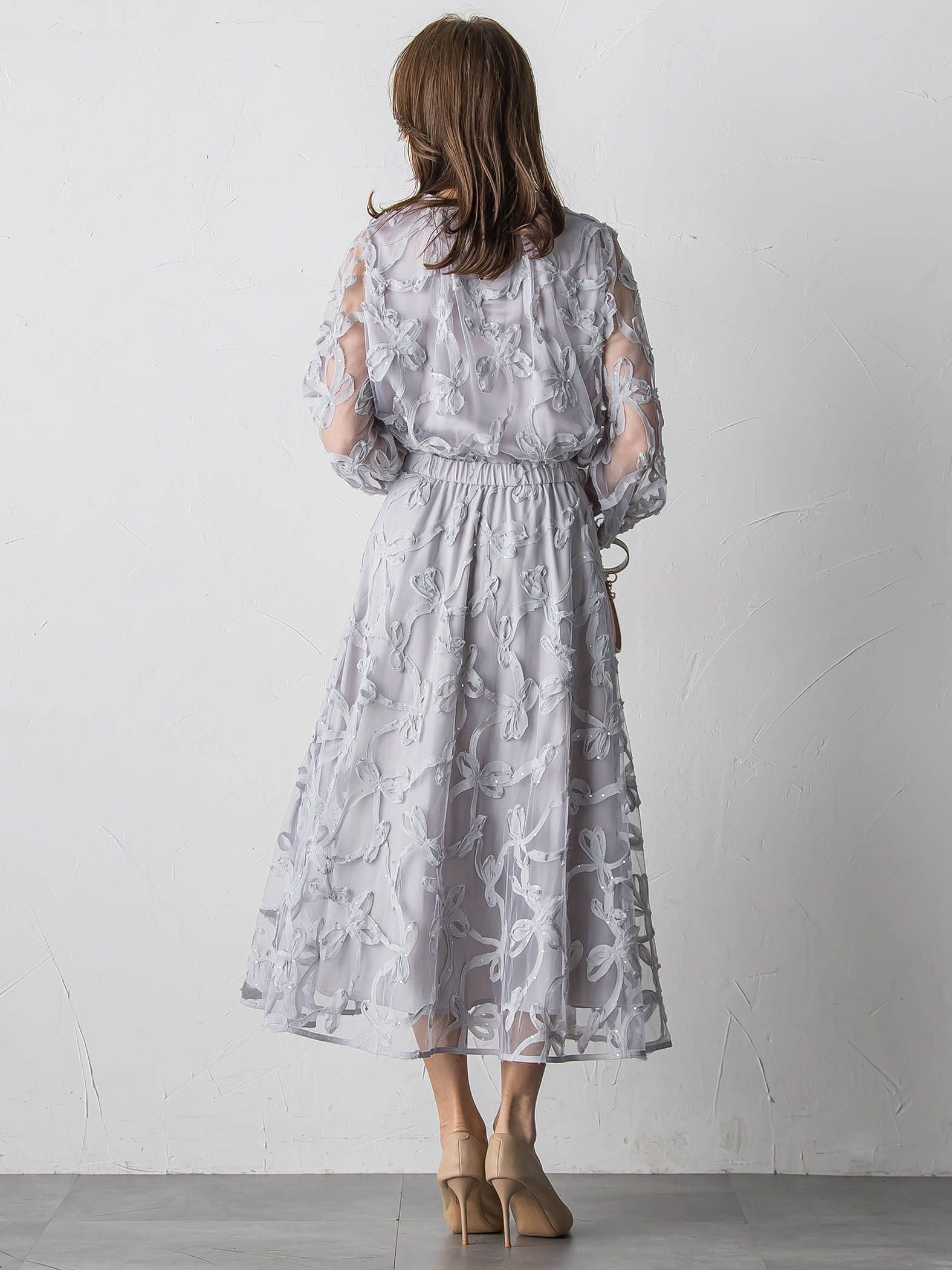 スパンコールテープチュールブラウス