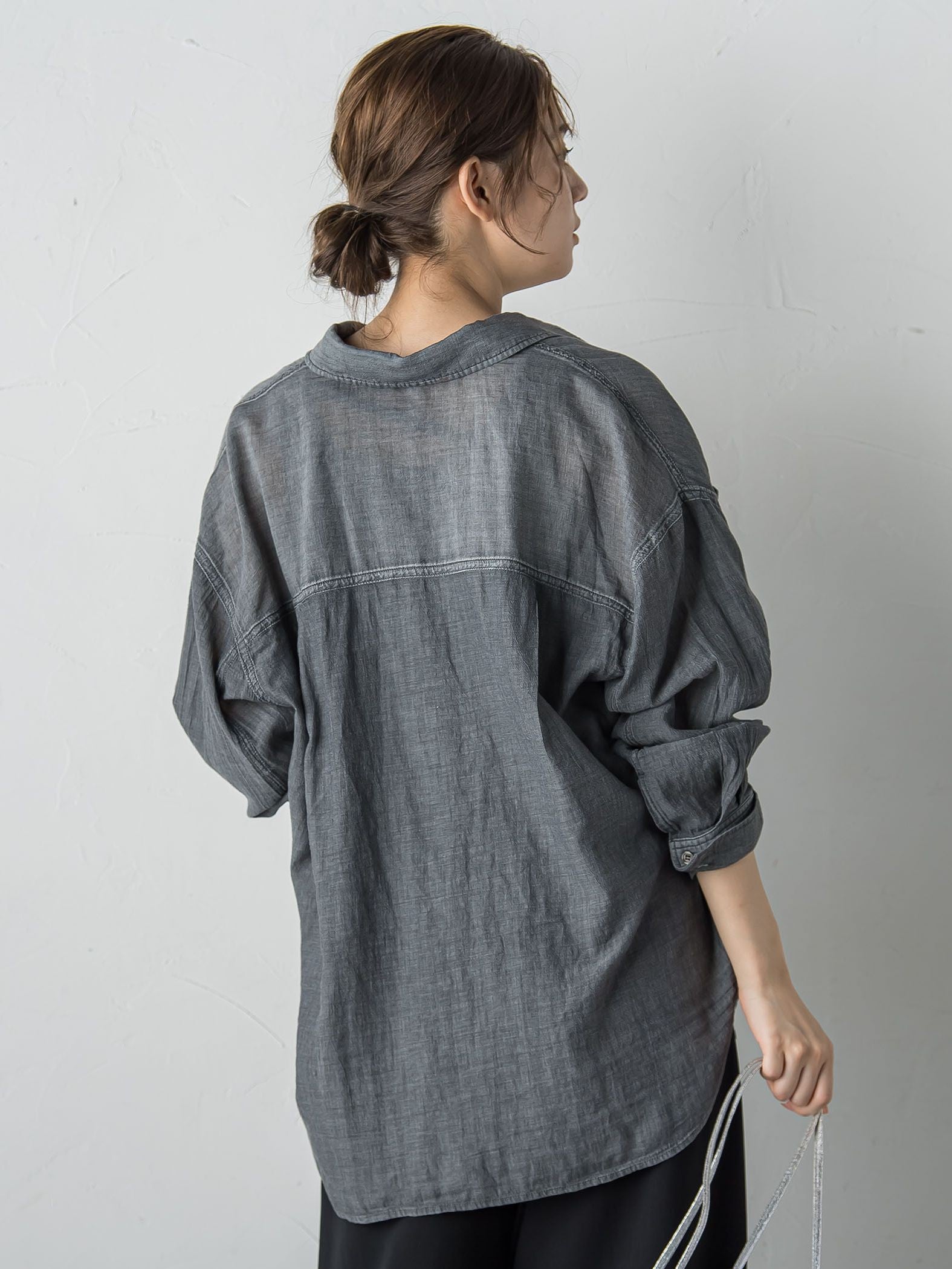シアーデニムシャツ≪洗濯機で洗える≫