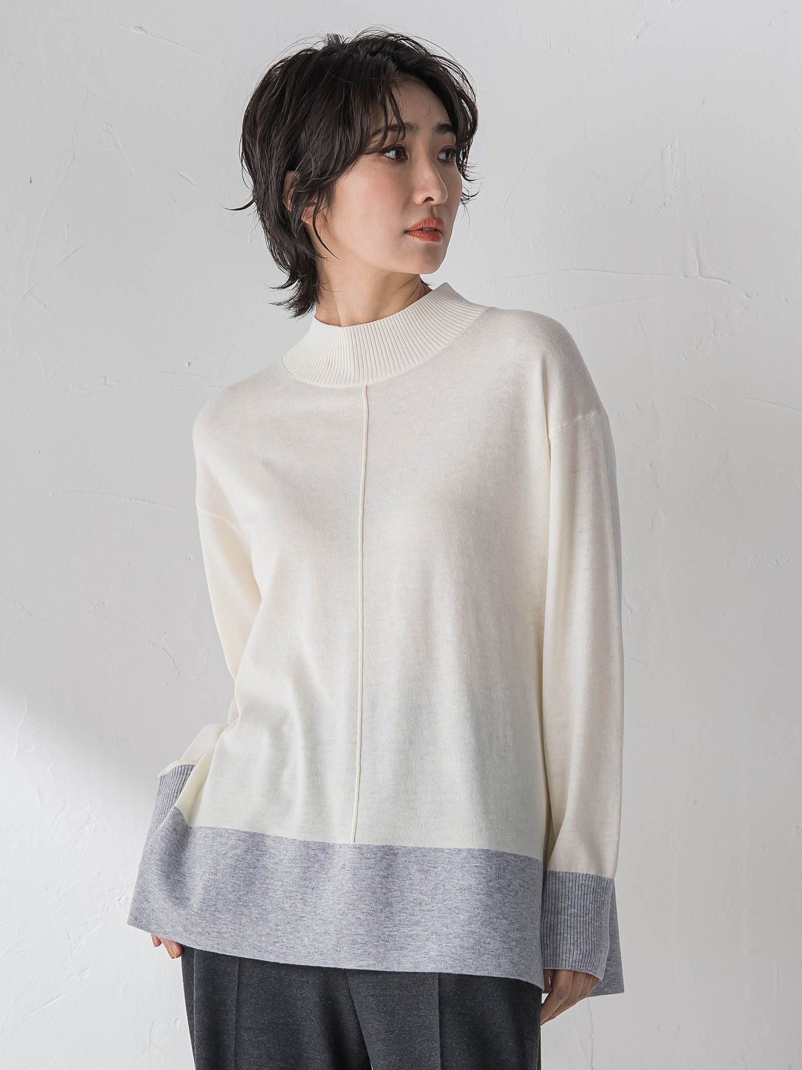 ファインウールハイネックニット