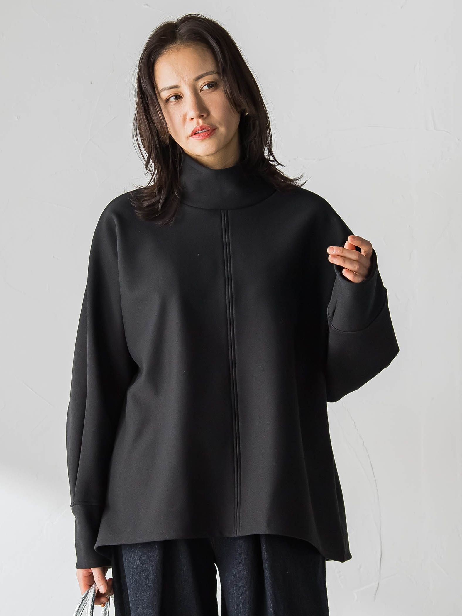 【WEB限定】裏毛布スタンドネックプルオーバー≪毛玉防止・ストレッチ≫