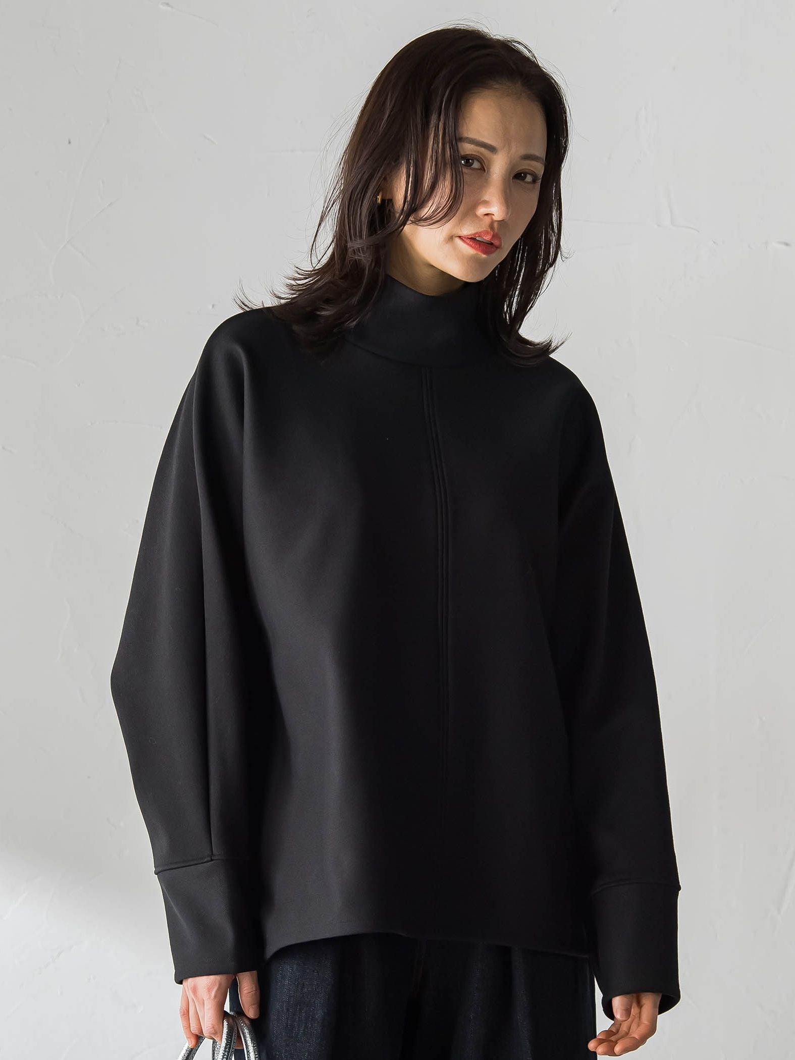 【WEB限定】裏毛布スタンドネックプルオーバー≪毛玉防止・ストレッチ≫