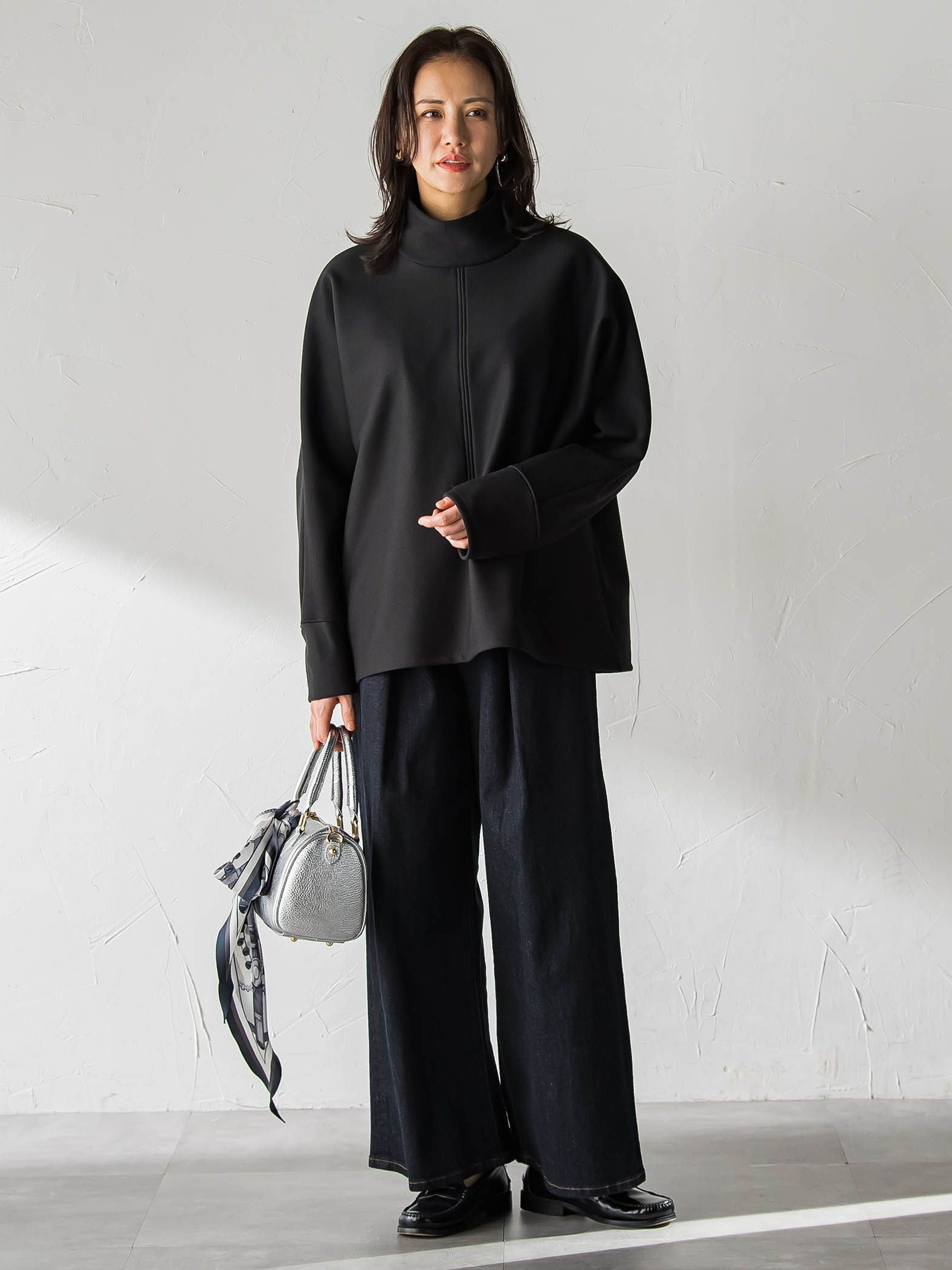 【WEB限定】裏毛布スタンドネックプルオーバー≪毛玉防止・ストレッチ≫