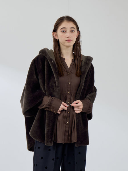 ショートファーボンディングケープコート