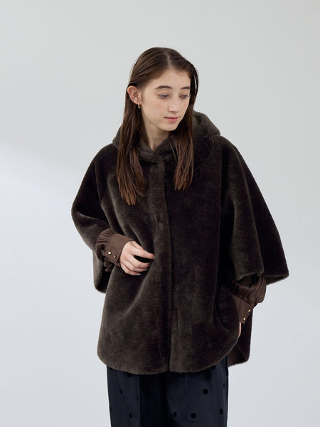 ショートファーボンディングケープコート