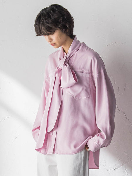 ボウタイ付きデニムシャツ≪洗濯機で洗える≫