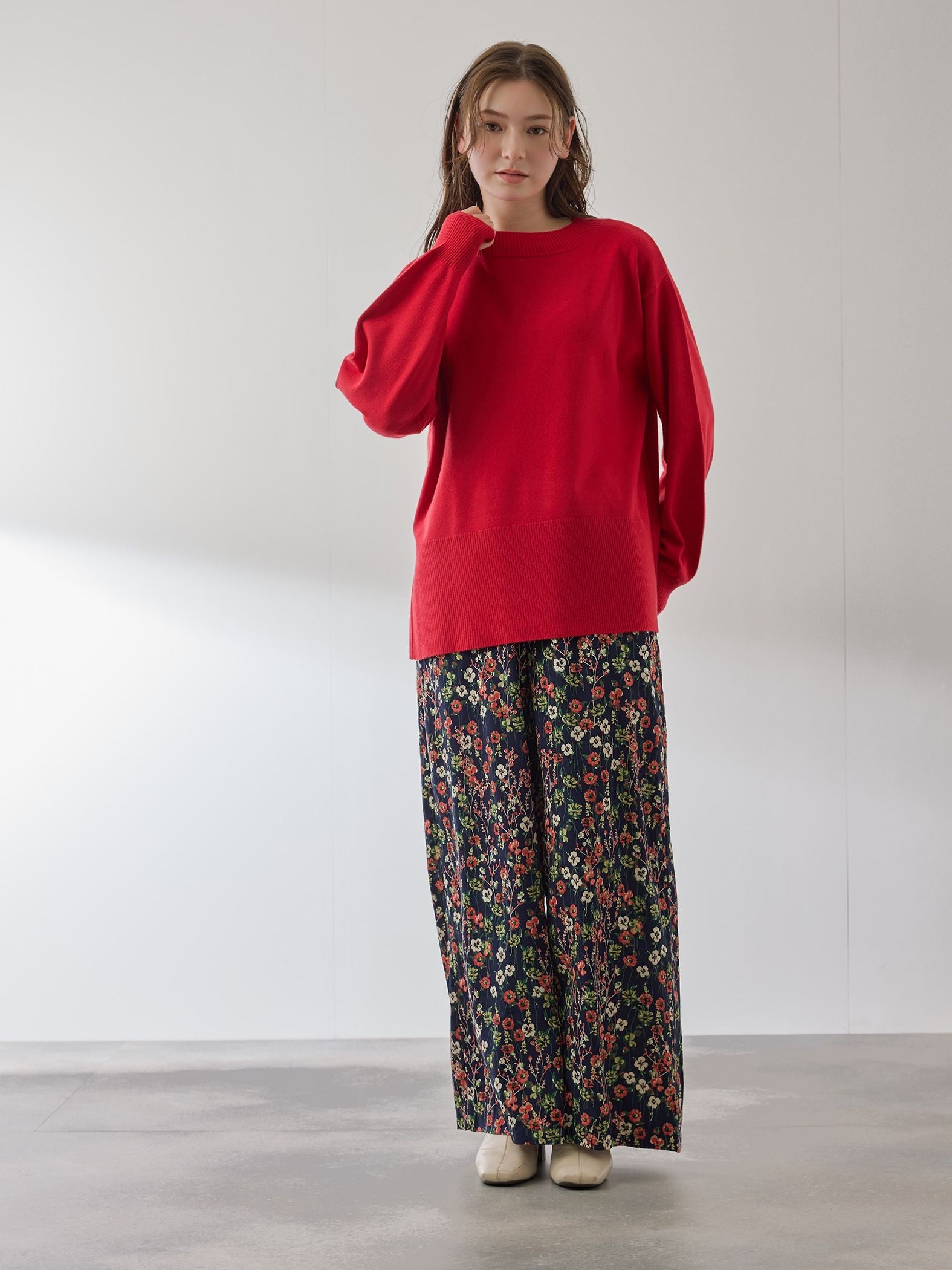 マルチフラワーイージーワイドパンツ≪手洗い可能≫