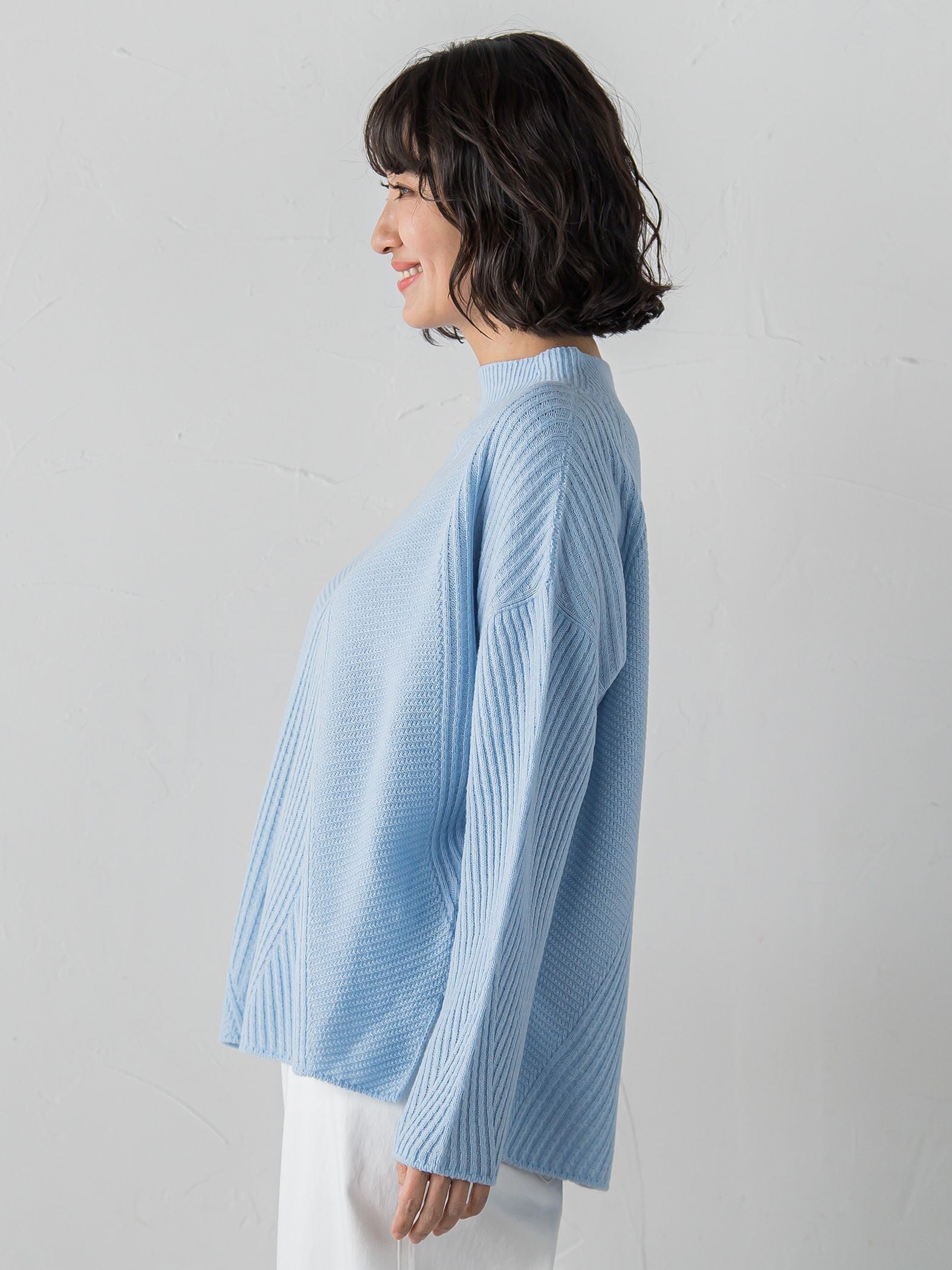 ヘリンボーンニット