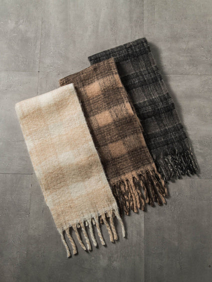 ブークレチェックストール