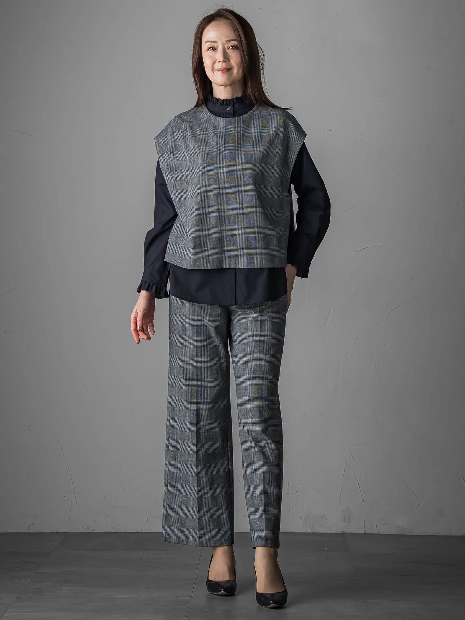 【大きいサイズ】ネックフリルブラウス