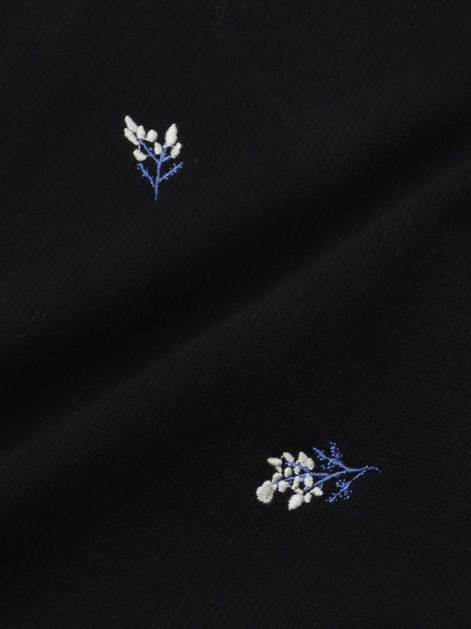 フラワー刺繍ポロニットトップス