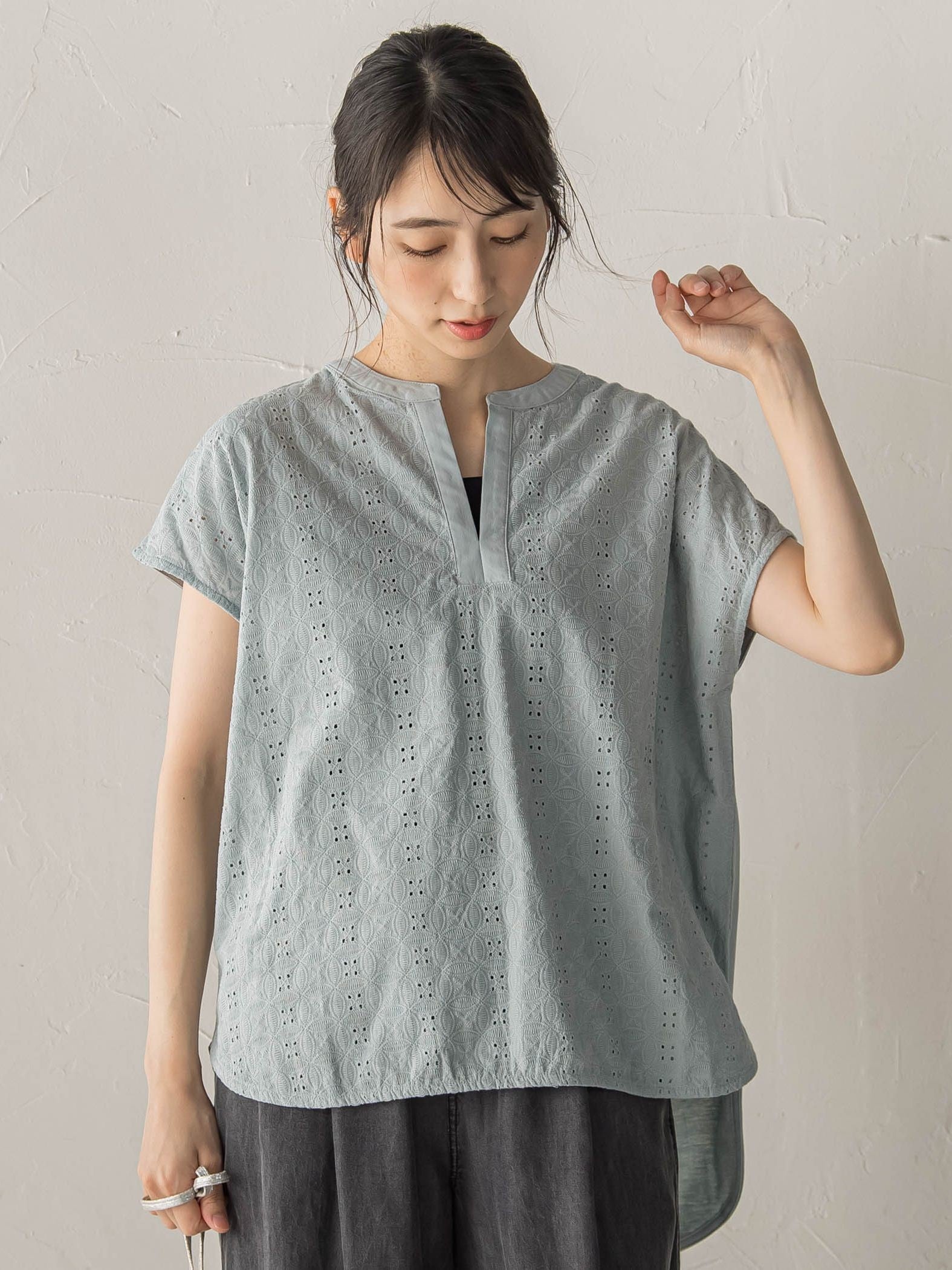 【WEB限定】異素材ドッキングブラウス