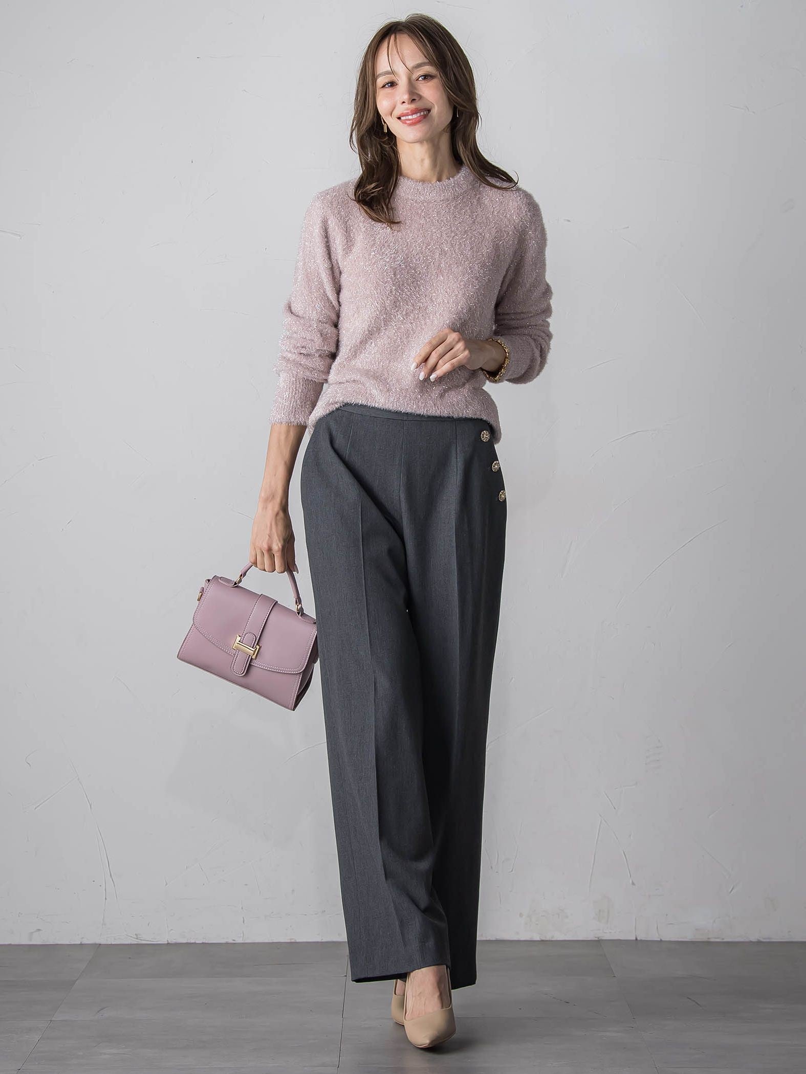 ラメシャギーニット