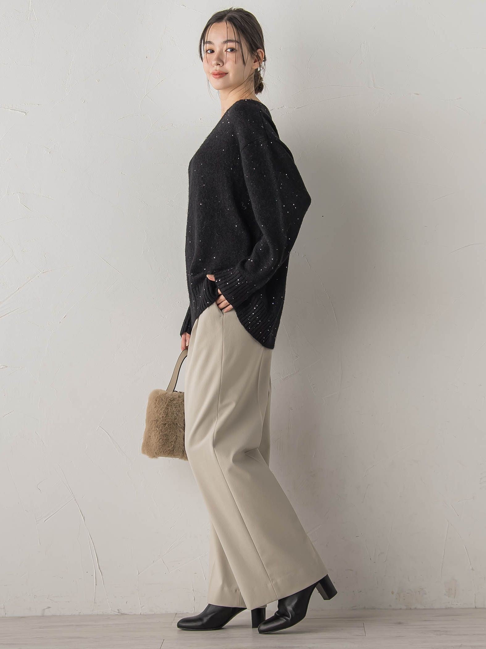 スパンコールVネックニット≪手洗い可能≫