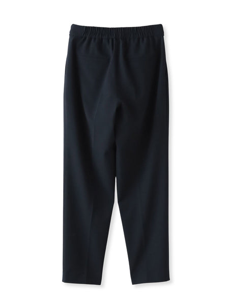 美シルエットテーパードパンツ