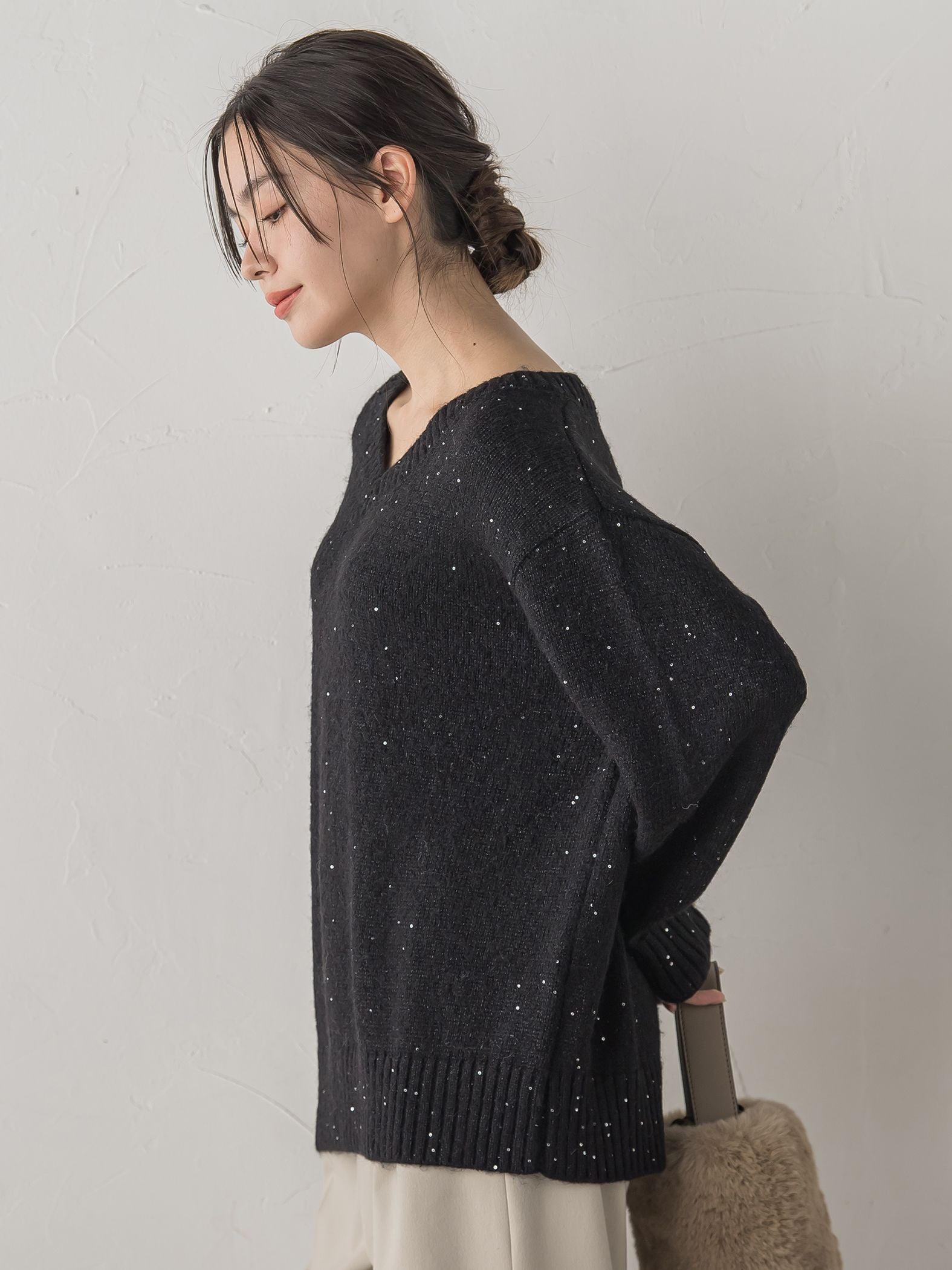 スパンコールVネックニット≪手洗い可能≫