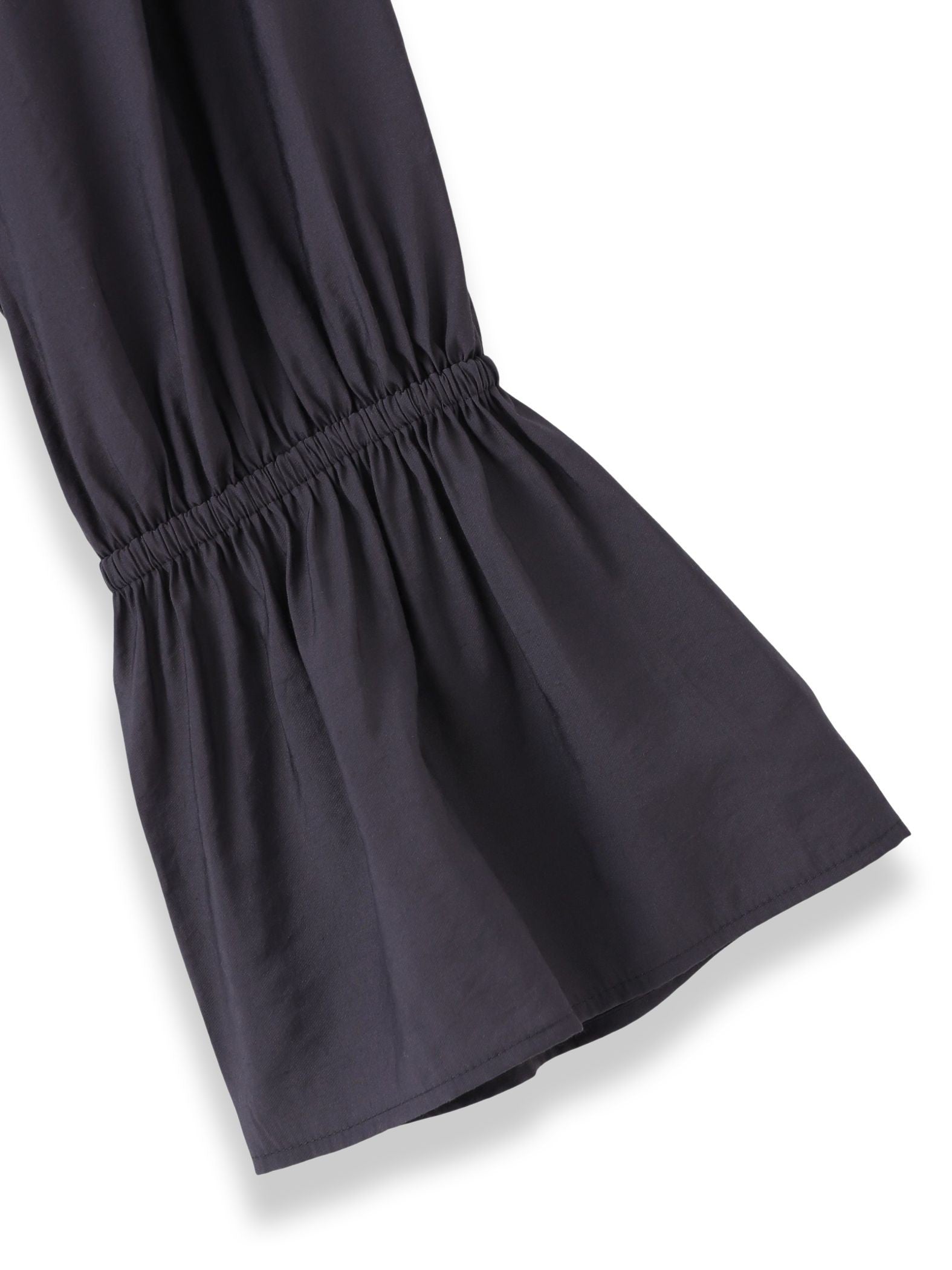 ラッフルレーヨンブラウス