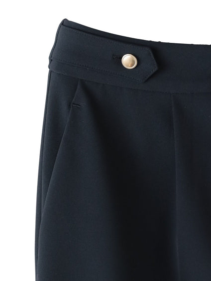 美シルエットテーパードパンツ