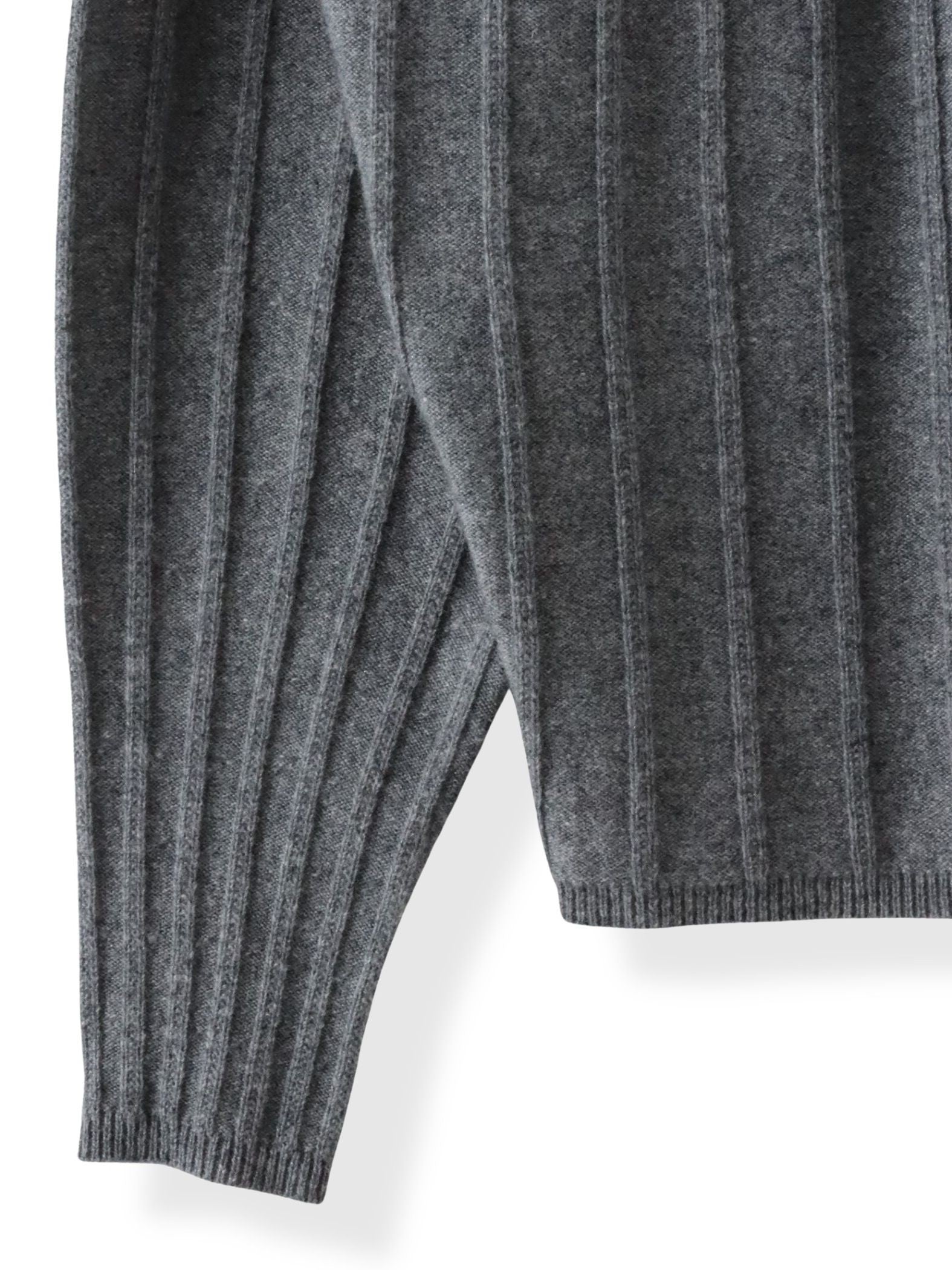 【WEB限定カラーあり】シームレスニット