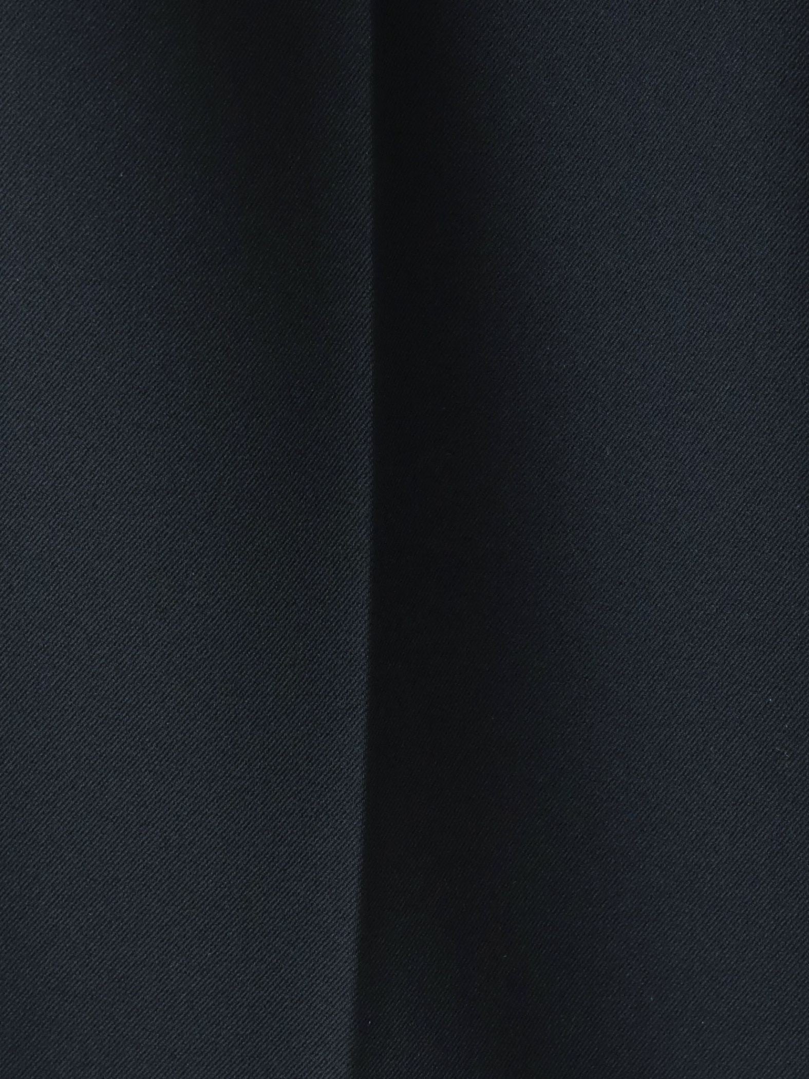 美シルエットテーパードパンツ