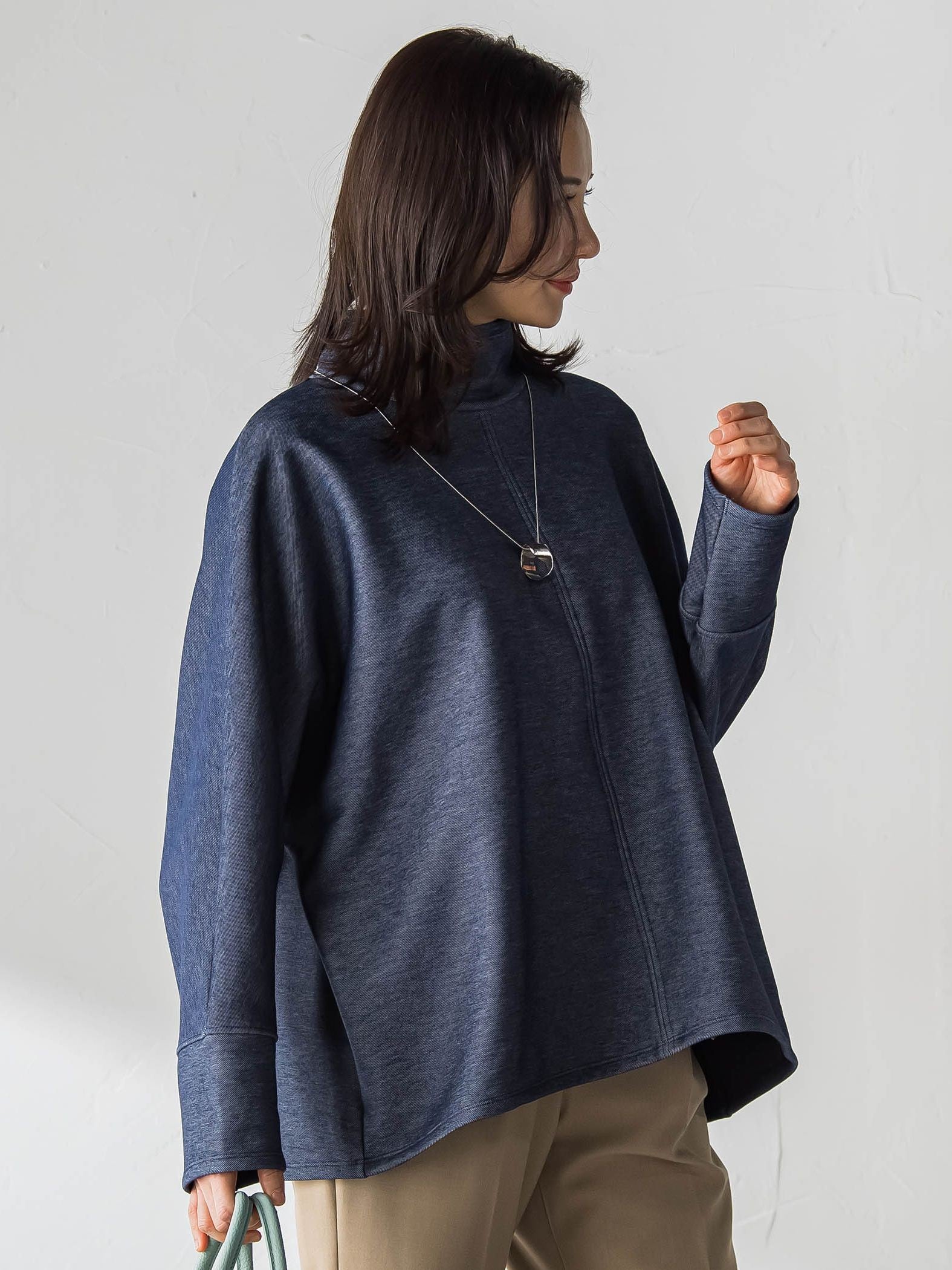 【WEB限定】裏毛布スタンドネックプルオーバー≪毛玉防止・ストレッチ≫