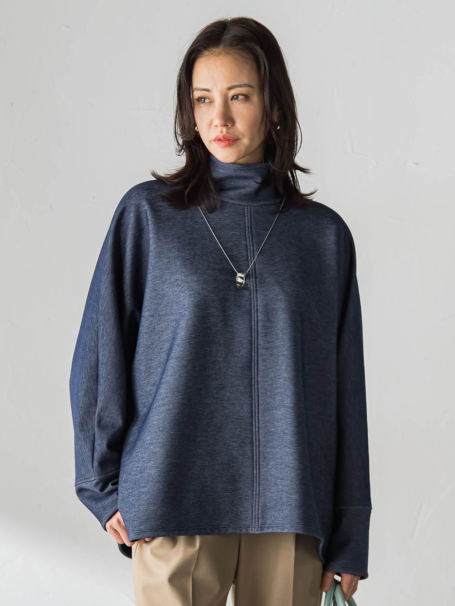 【WEB限定】裏毛布スタンドネックプルオーバー≪毛玉防止・ストレッチ≫