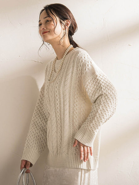 【WEB限定】ケーブル柄編みニット≪洗える≫