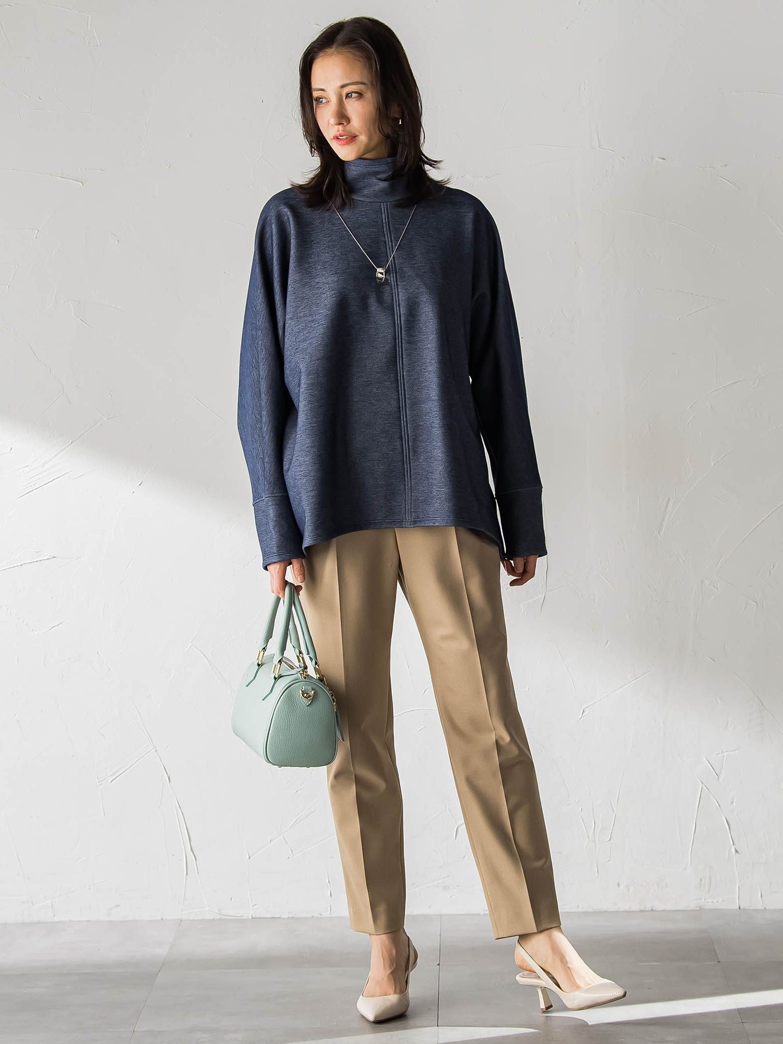 【WEB限定】裏毛布スタンドネックプルオーバー≪毛玉防止・ストレッチ≫