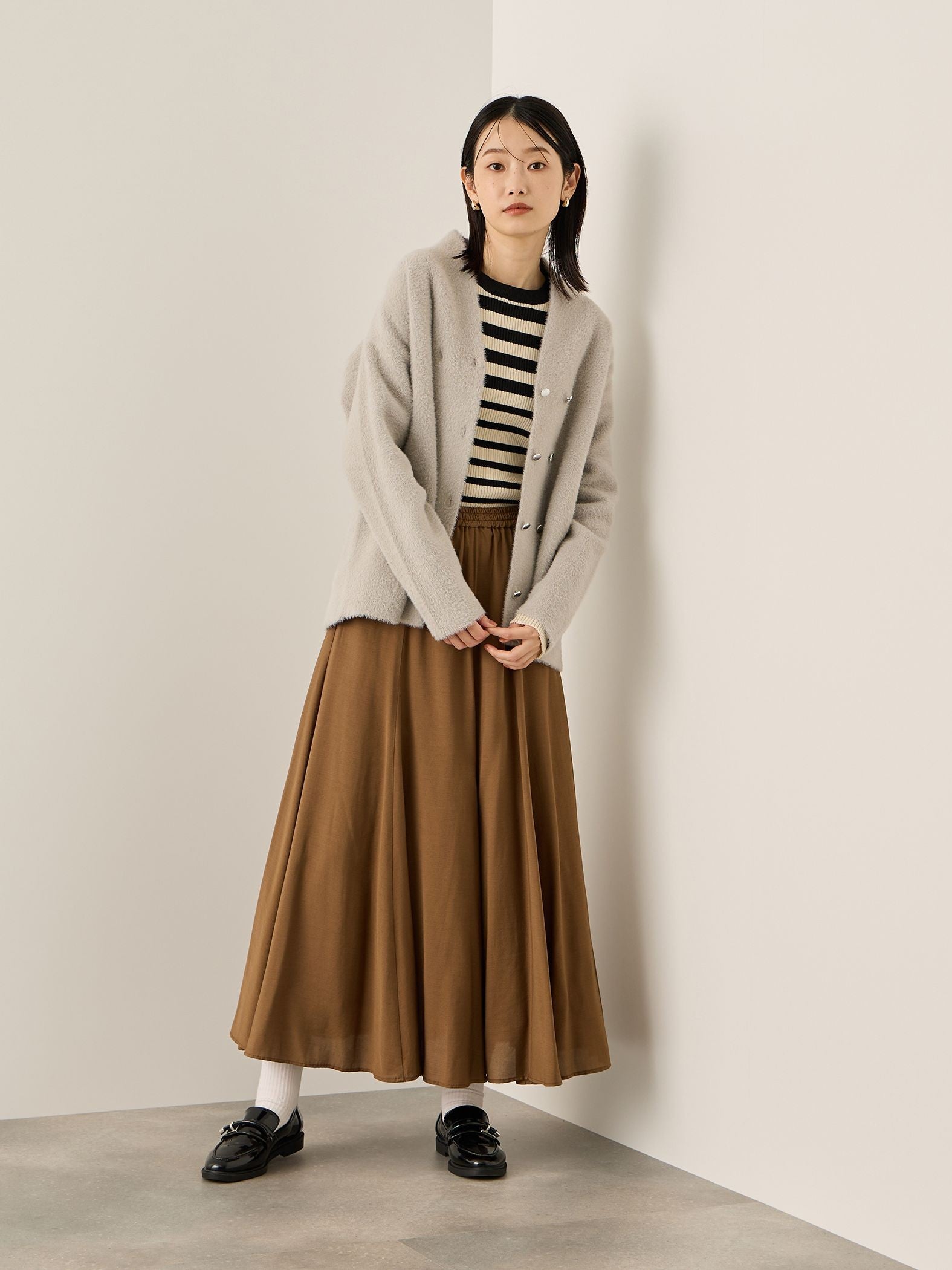 フローイングウールサーキュラースカート