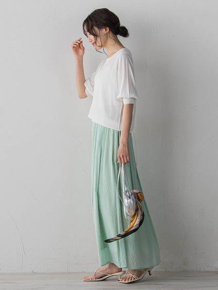 スクエアネックパフスリーブニット