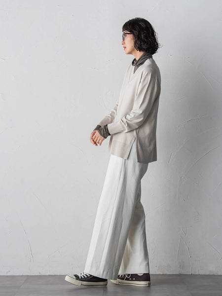 Vネックニット≪手洗い可能≫