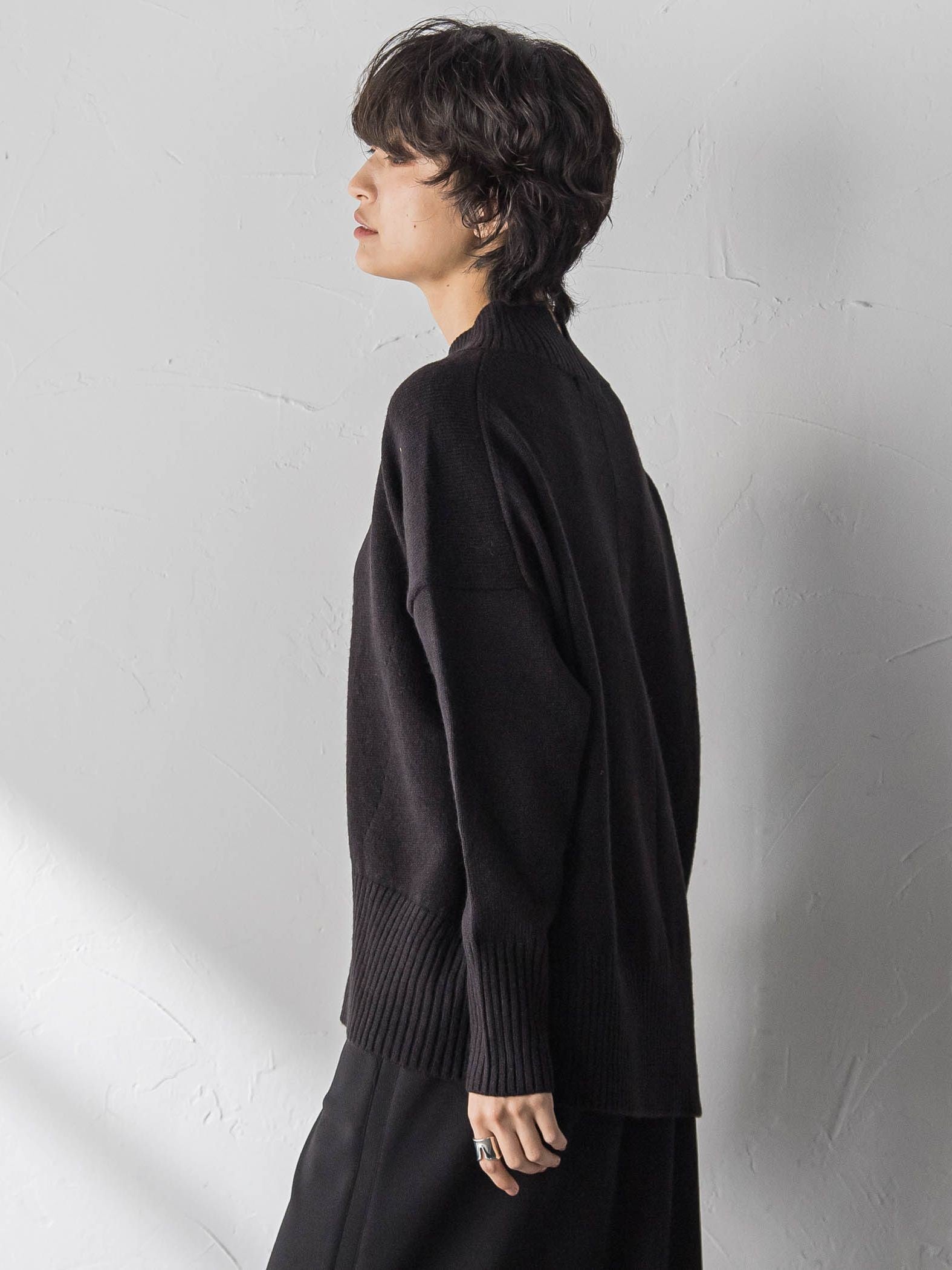 ハイネックシンプルニット≪手洗い可能≫