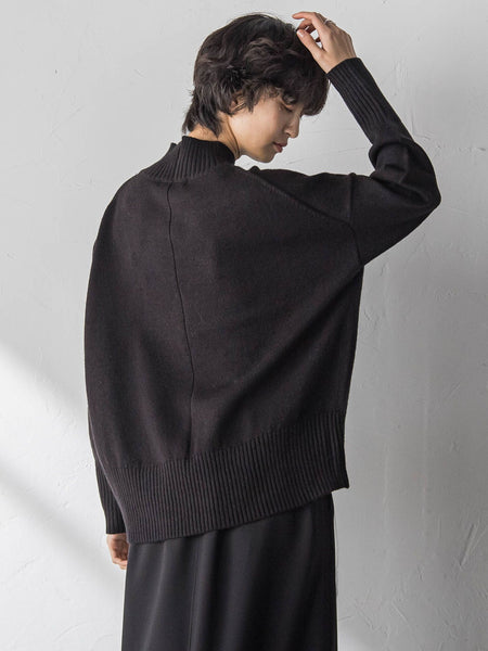 ハイネックシンプルニット≪手洗い可能≫