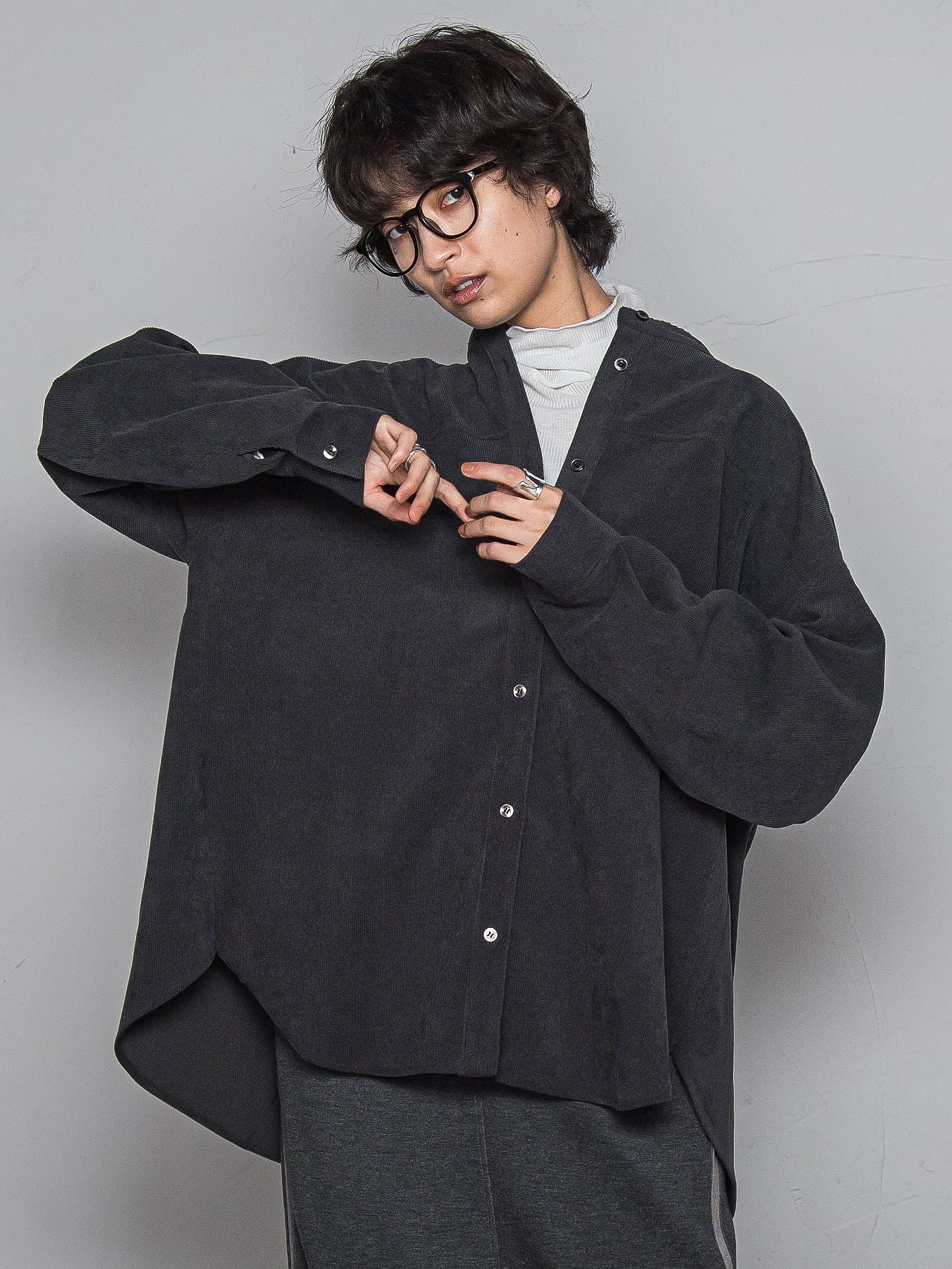 コーデュロイバックタックシャツ≪手洗い可能≫