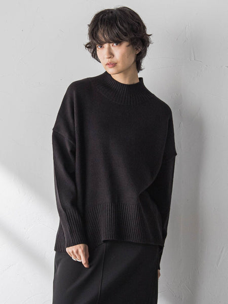 ハイネックシンプルニット≪手洗い可能≫