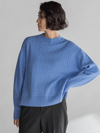 ケーブルニット