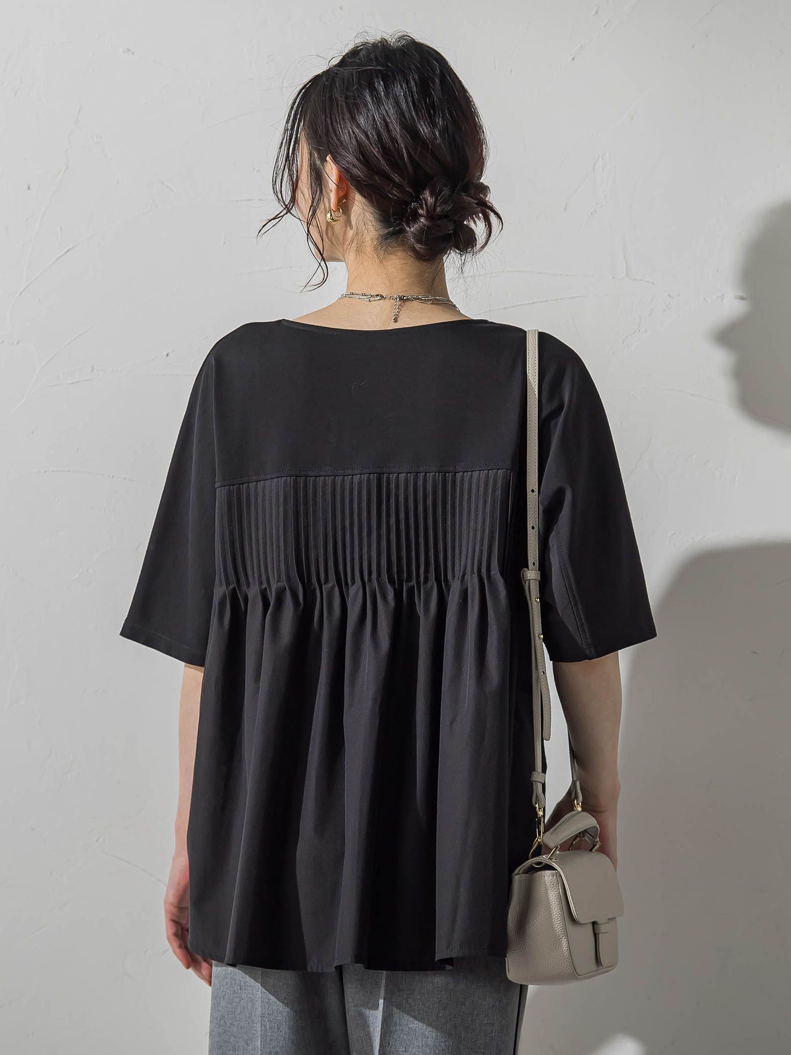【WEB限定】≪夏の体型カバーに≫タックフレアカットソー