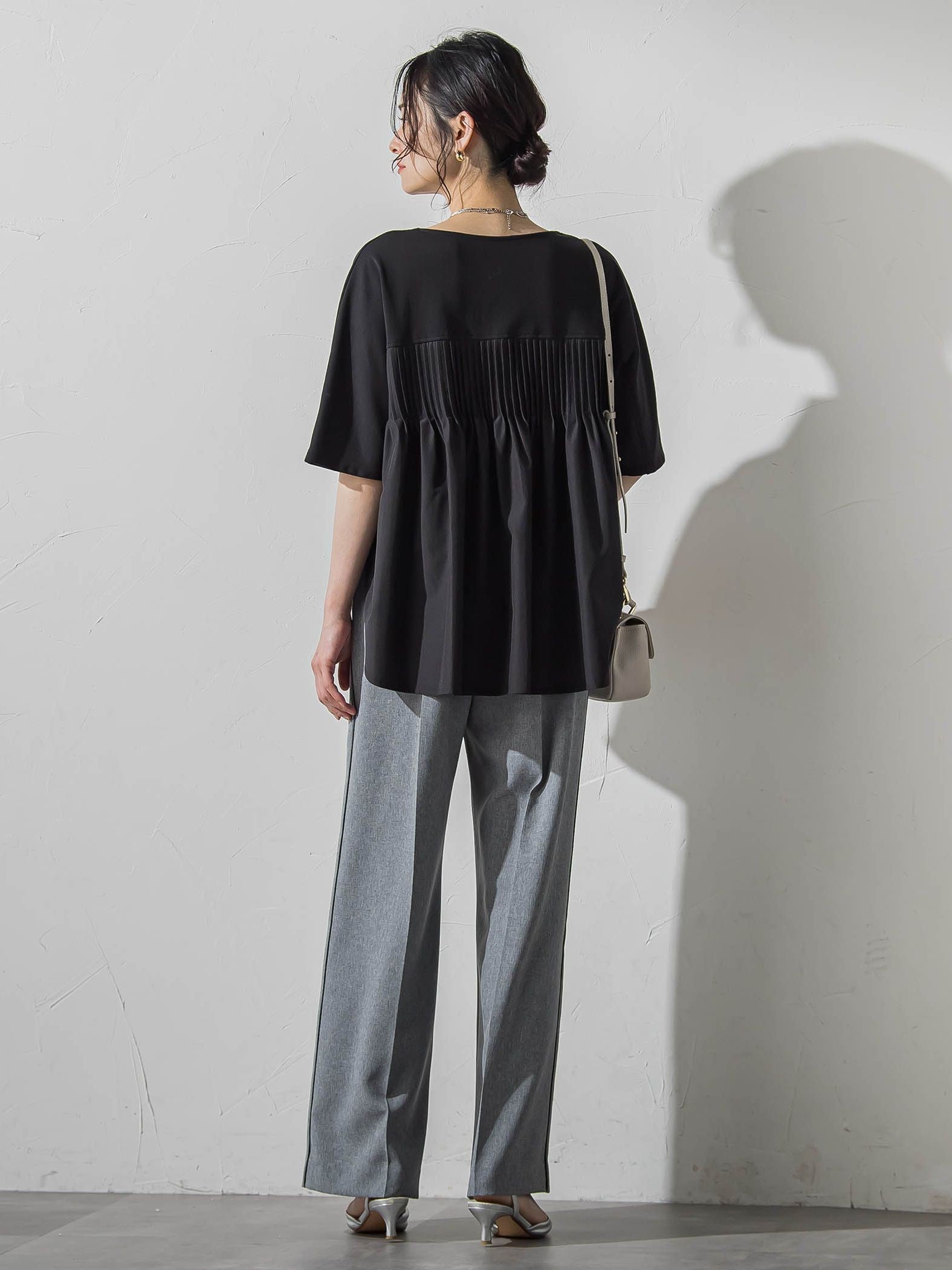 【WEB限定】≪夏の体型カバーに≫タックフレアカットソー