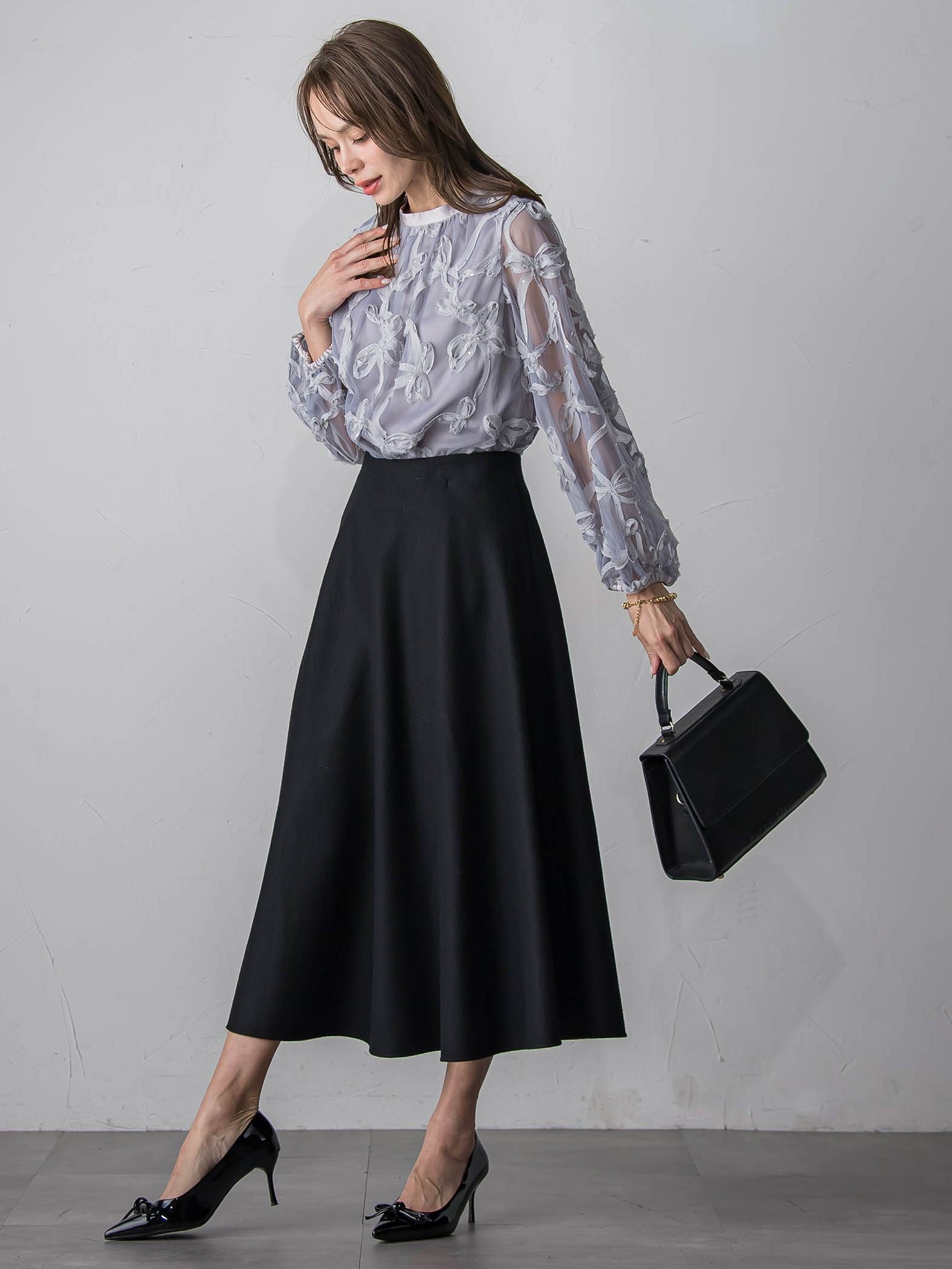 スパンコールテープチュールブラウス