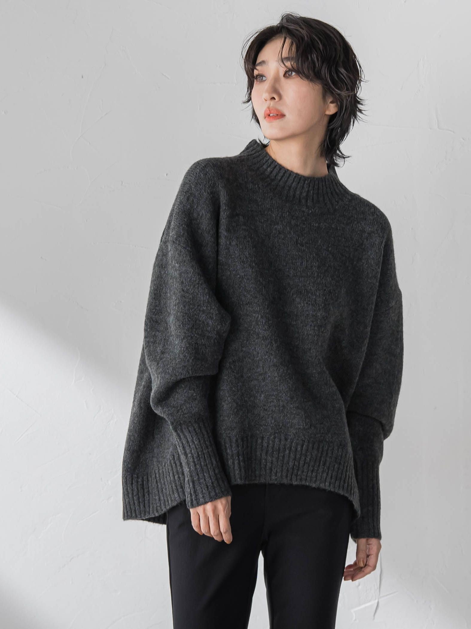 【WEB限定】”毎日頼れる”ゆったりモックネックニット