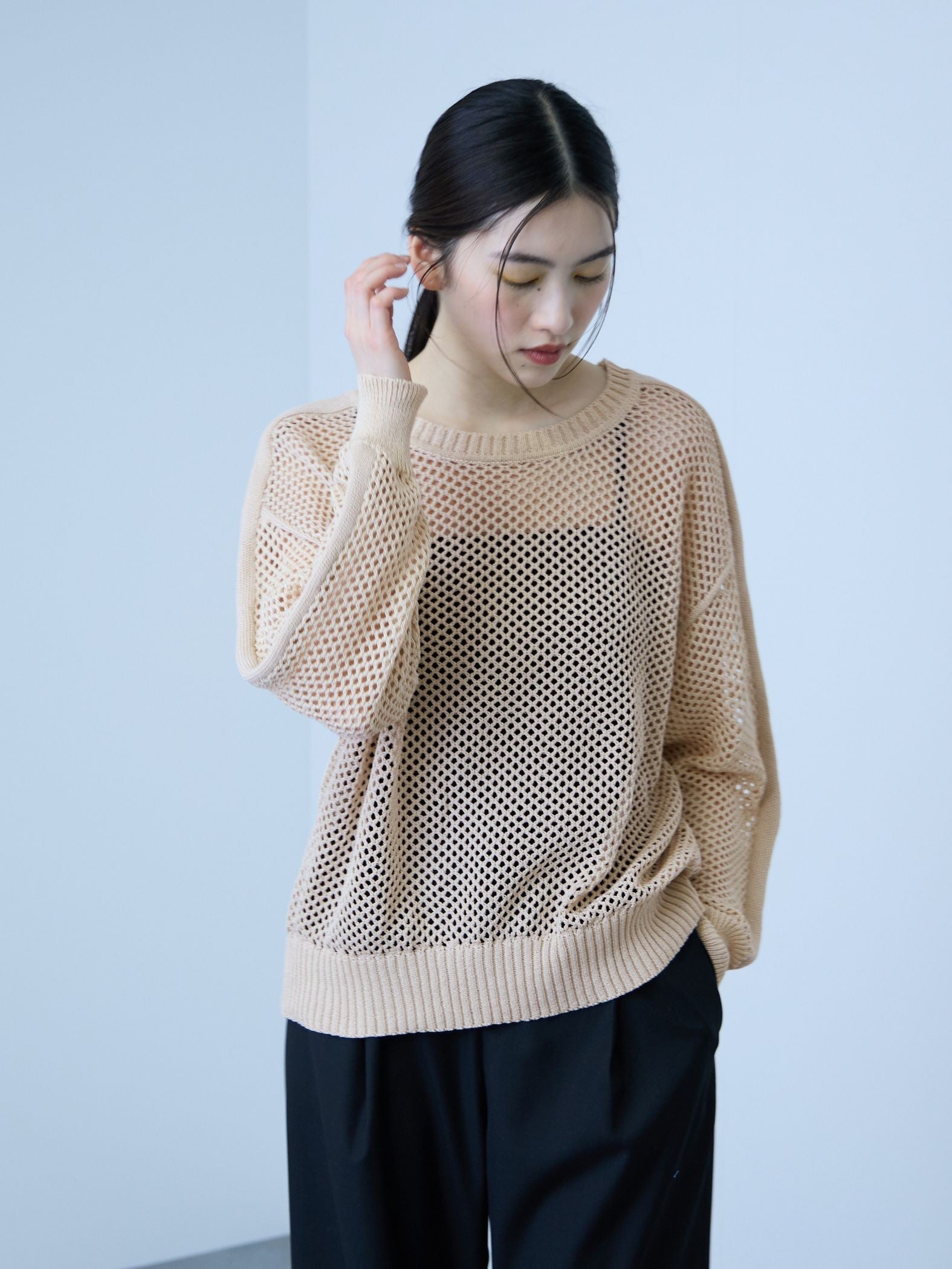 クルーネックワイドプルオーバー