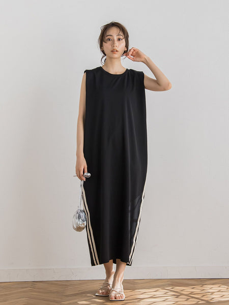 【WEB限定】カットジョーゼットサイドラインワンピース≪洗濯機で洗える≫