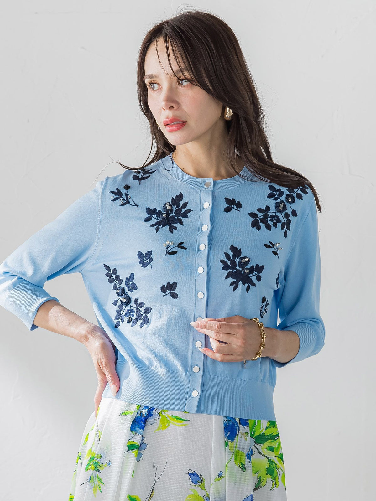 ローズ刺繍カーディガン
