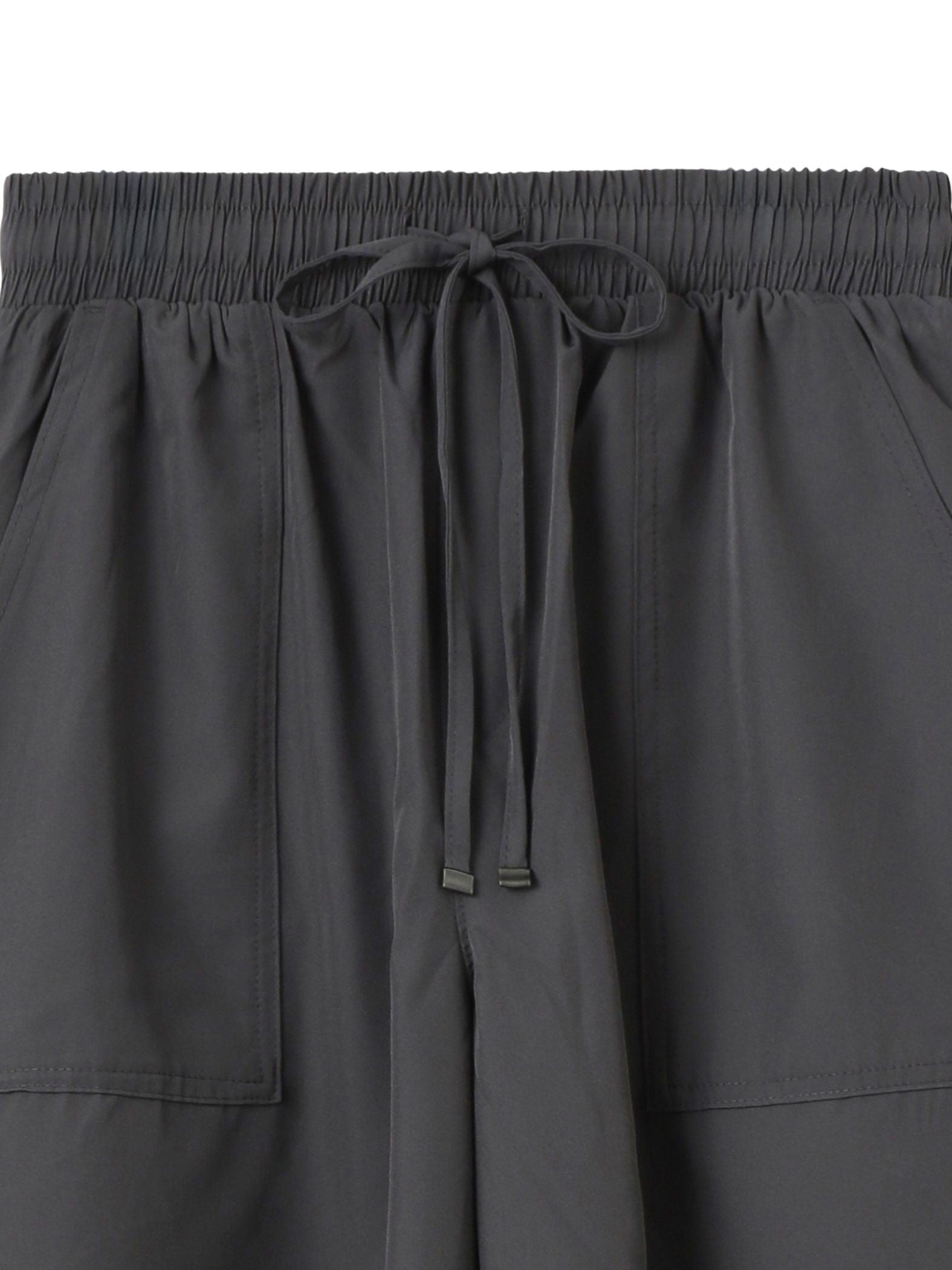 【WEB限定】タックパラシュートパンツ